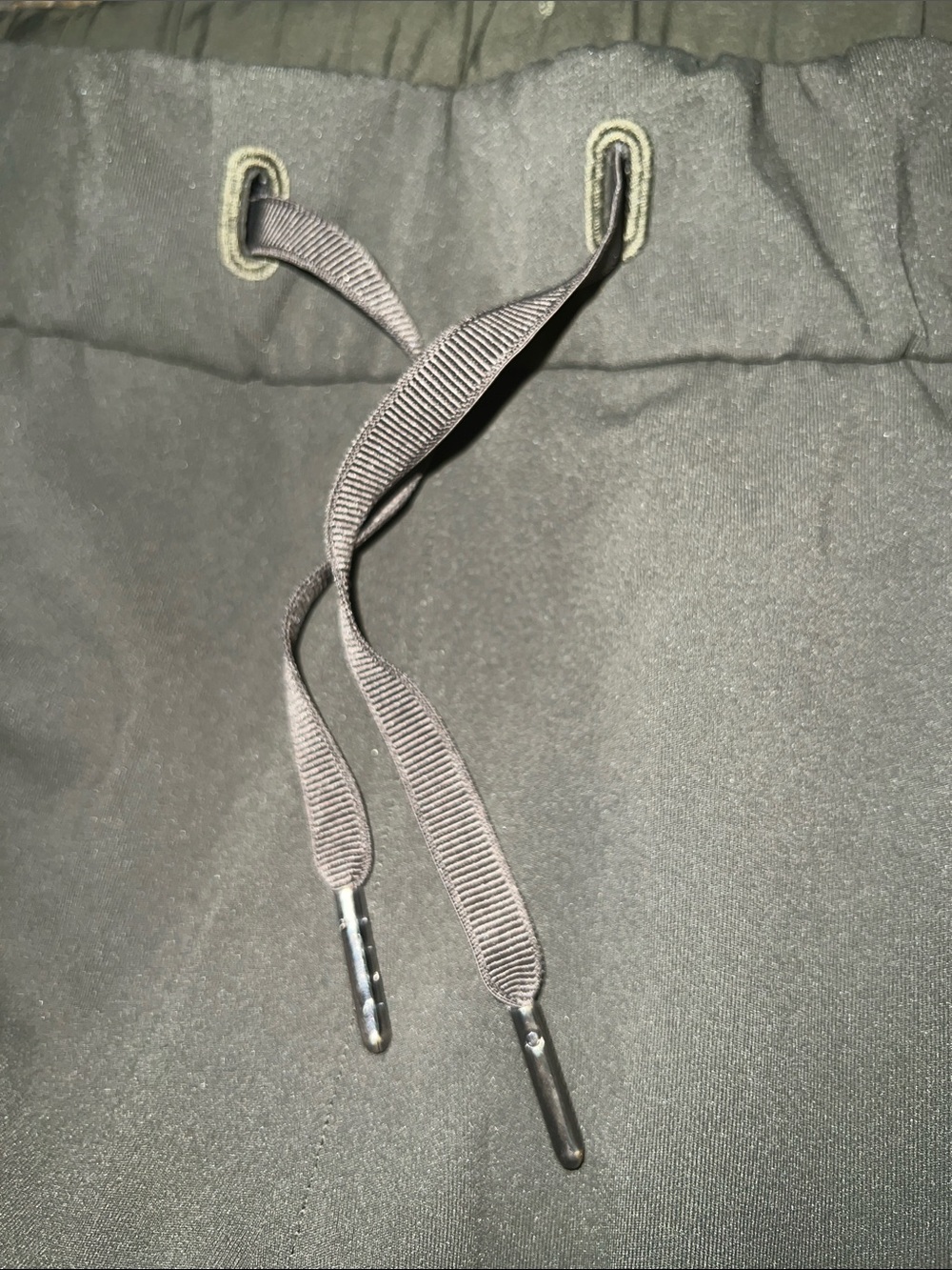 Lululemon Keep Moving Pant
Grey Sage Size 4 - Picture 10 of 10